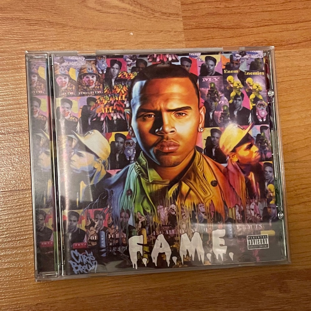 Chris Brown - F.A.M.E CD